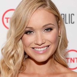 Katrina Bowden Body Measurements Height Weight Bra Size Age Facts