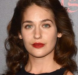 Lola Kirke Body Measurements Height Weight Bra Size Vital Stats Facts