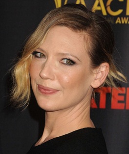 Actress Anna Torv