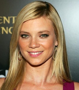 Actress Amy Smart