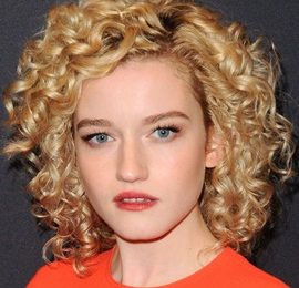 Julia Garner Body Measurements Height Weight Bra Size Facts Family