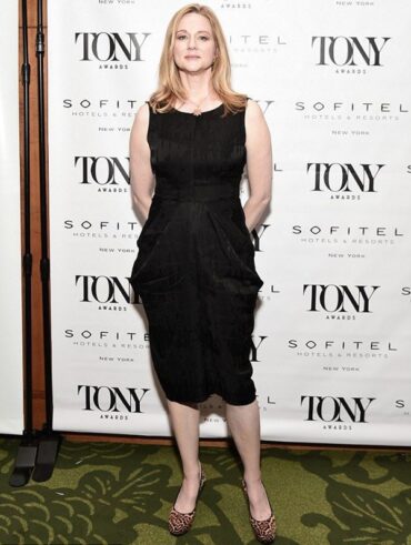 Laura Linney Body Measurements Height Weight Bra Size Shoe Statistics