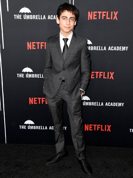 Aidan Gallagher Measurements Body Stats