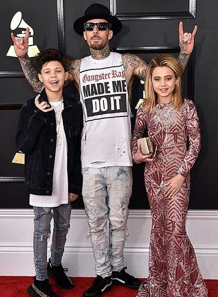 Travis Barker Body Measurements Stats