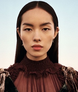 Model Fei Fei Sun