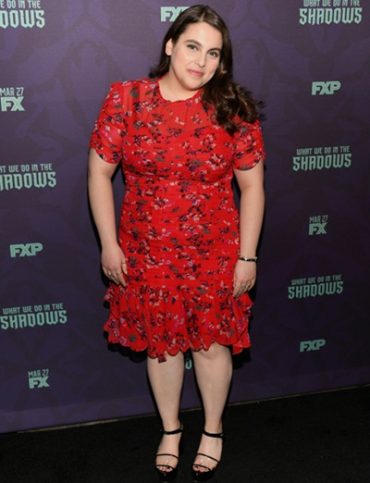 Beanie Feldstein Measurements Height Weight Bra Size Facts Family Bio