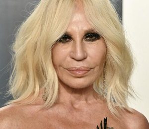 Donatella Versace Height Weight Body Measurements Stats Facts