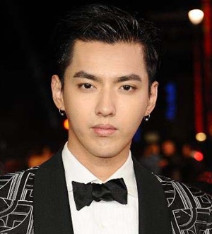 B🕊 on X: FIRST FACE Spring/Summer 2015: KRIS WU Height: 187cm