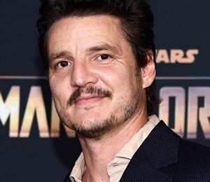 Pedro Pascal Height Weight Body Measurements Shoe Size Facts Family