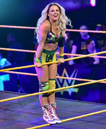 Candice LeRae Height Weight Stats