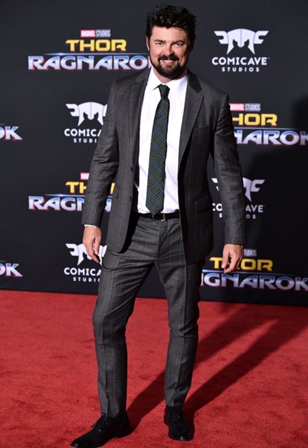 Karl Urban Measurements and Facts