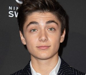 Asher Angel Height Weight Shoe Size Body Measurements Facts