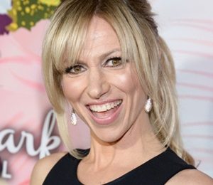 Debbie Gibson Height Weight Shoe Size Body Measurements Facts Bio