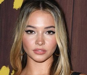 Madelyn Cline Body Measurements Height Weight Shoe Size Facts