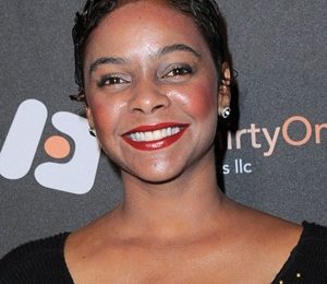 Lark Voorhies Height Weight Shoe Size Body Measurements Facts