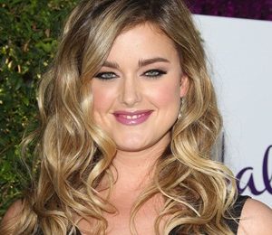 Ashley Newbrough Measurements Height Weight Shoe Size Age Facts