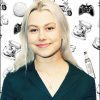 Phoebe Bridgers Height Weight Shoe Size Measurements Facts Family
