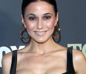 Emmanuelle Chriqui Measurements Height Weight Shoe Size Stats Family