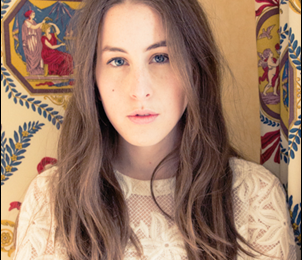 Alana Haim Body Measurements Height Weight Shoe Size Vital Stats