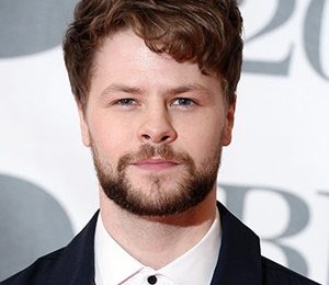 Jay McGuiness Height Weight Shoe Size Measurements Facts Family