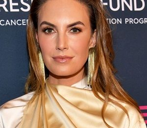 Elizabeth Chambers Measurements Height Weight Shoe Size Facts Family