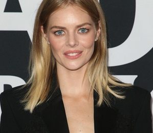 Samara Weaving Height Weight Body Measurements Stats Ethnicity Facts
