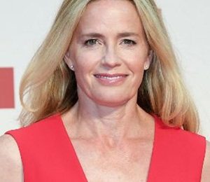 Elisabeth Shue Height Weight Body Measurements Stats Family