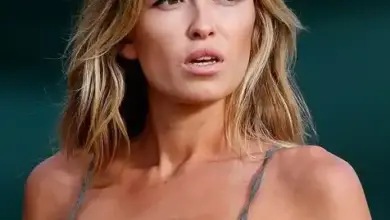Paulina Gretzky Face