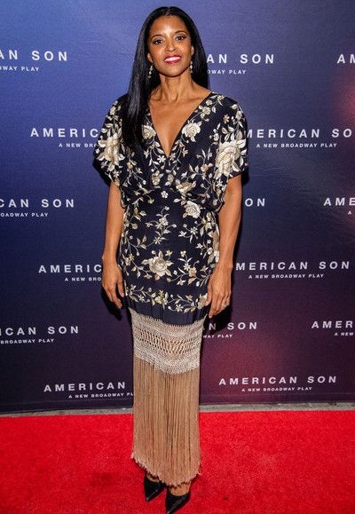 Renee Elise Goldsberry Height Weight Stats