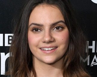 Dafne Keen Height Weight Shoe Size Measurements Family Ethnicity