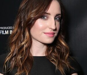 Zoe Lister-Jones Height Weight Shoe Size Measurements Family