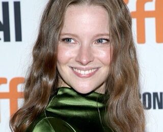 Morfydd Clark Height Weight Body Measurements Shoe Size Stats