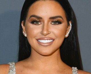 Abigail Ratchford Height Weight Body Measurements Shoe Size Statistics