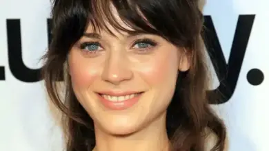 Zooey Deschanel portrait at a red carpet event