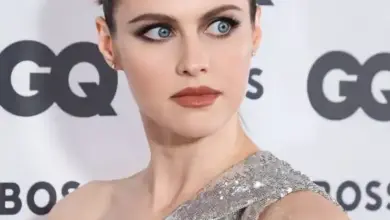 Actress Alexandra Daddario