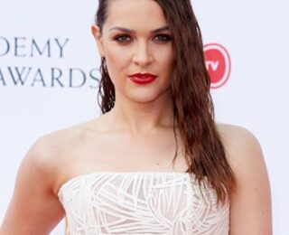 Anna Passey Height Weight Shoe Size Body Measurements Facts