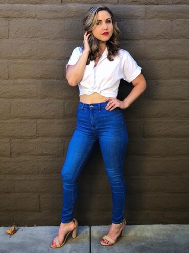 Taylor Tomlinson Body Measurements Height Weight Shoe Size Bio