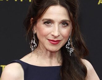 Marin Hinkle Body Measurements Height Weight Shoe Size Statistics