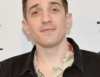 Andrew Schulz Body Measurements Height Weight Shoe Size Statistics