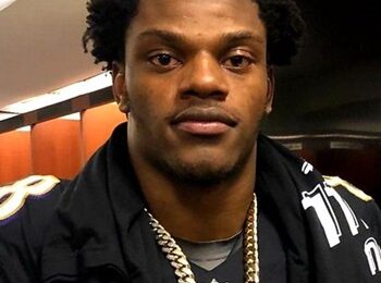 Lamar Jackson Body Measurements Height Weight Shoe Size Statistics