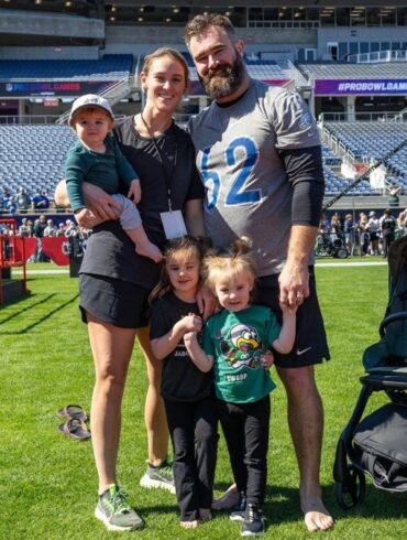 Kylie Kelce Height Weight Body Measurements Net Worth Statistics