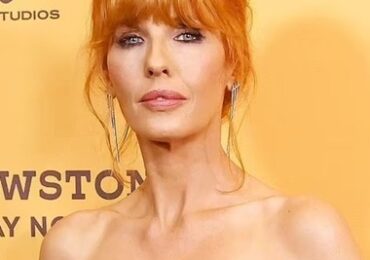 Kelly Reilly Height Weight Body Measurements Religion Net Worth