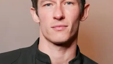 British actor Callum Turner face