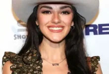 Country singer Alexis Wilkins at an event